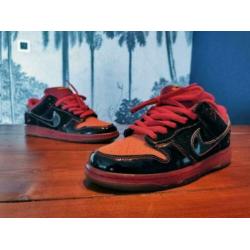 Nike Dunk SB low Hawaii Maat 43