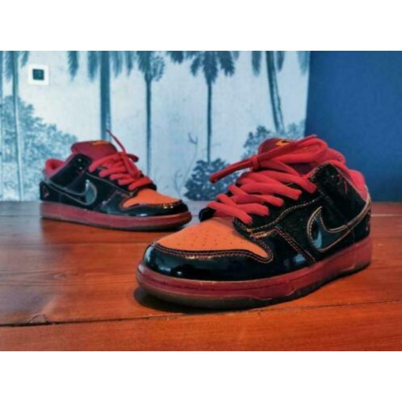 Nike Dunk SB low Hawaii Maat 43