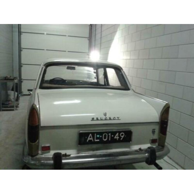 Peugeot 404 project