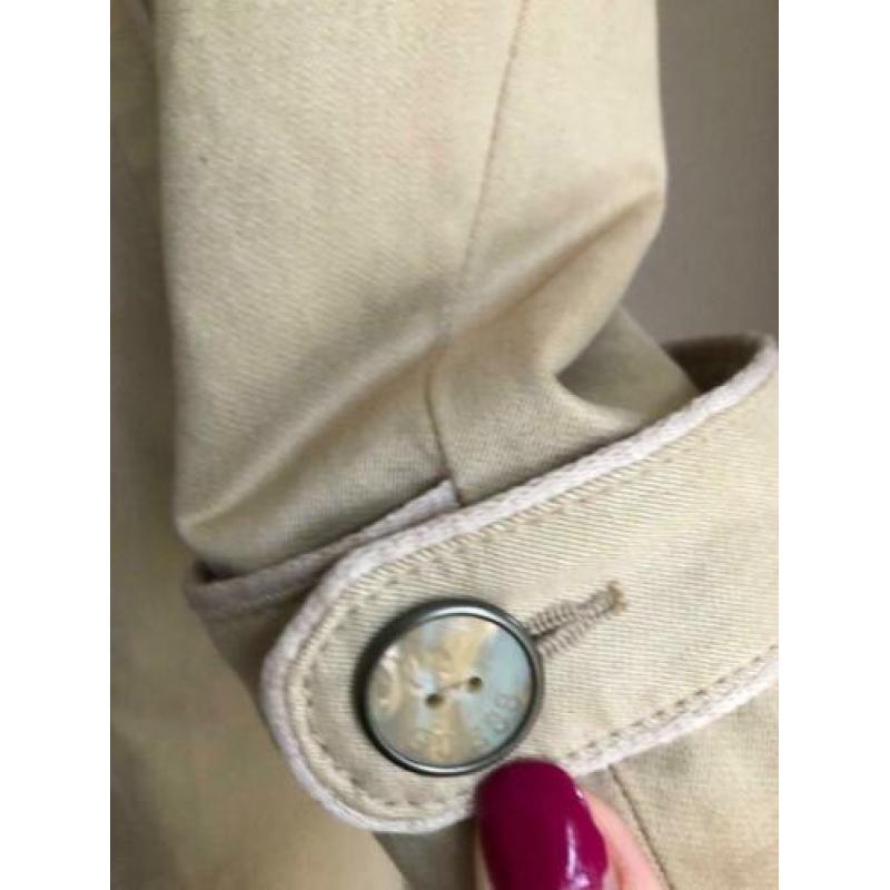Guess Trenchcoat XL