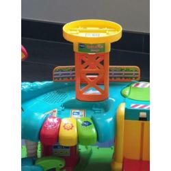 Toet toet auto garage met Tim takelwagen