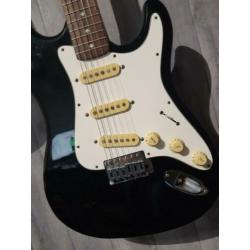 Hondo H76 Elektrische Gitaar (Relic) Projectgitaar
