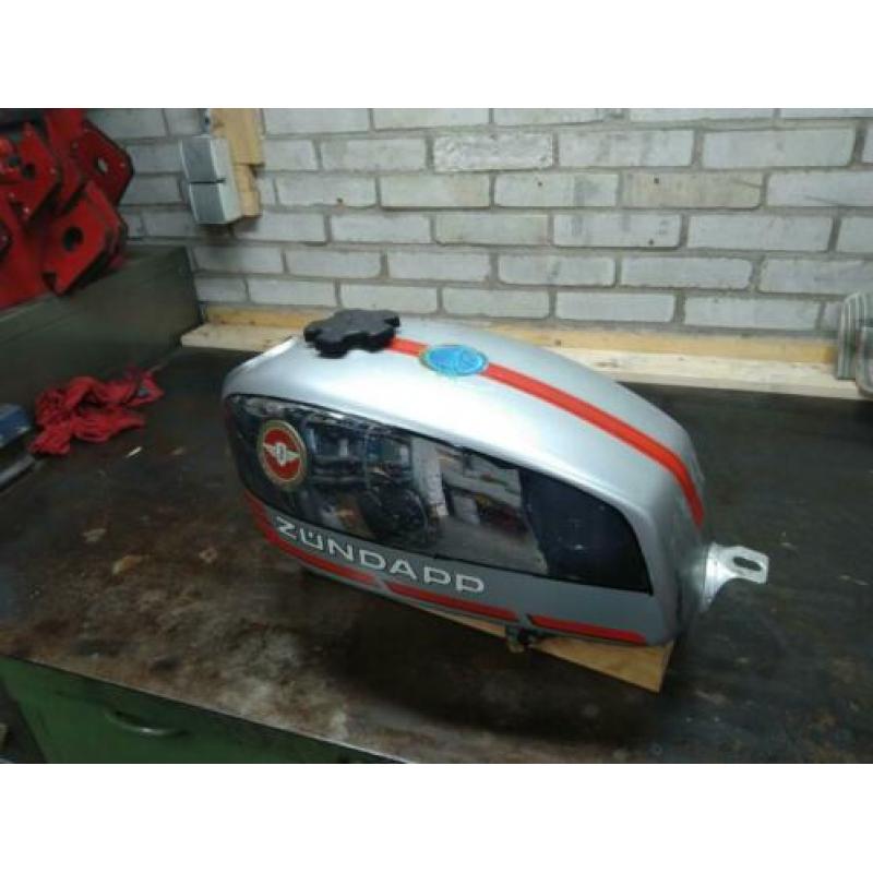 Zundapp 529 tank