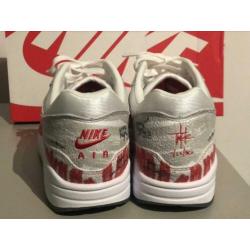 Nike sketch to Shelf 44
