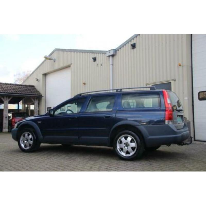 Volvo V70 Cross Country 2.4 T / 3e eigenaar / NL auto / Youn