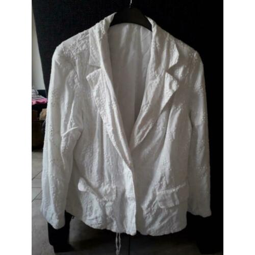 Wit Blazer dames jasje mt 46 niet gratis