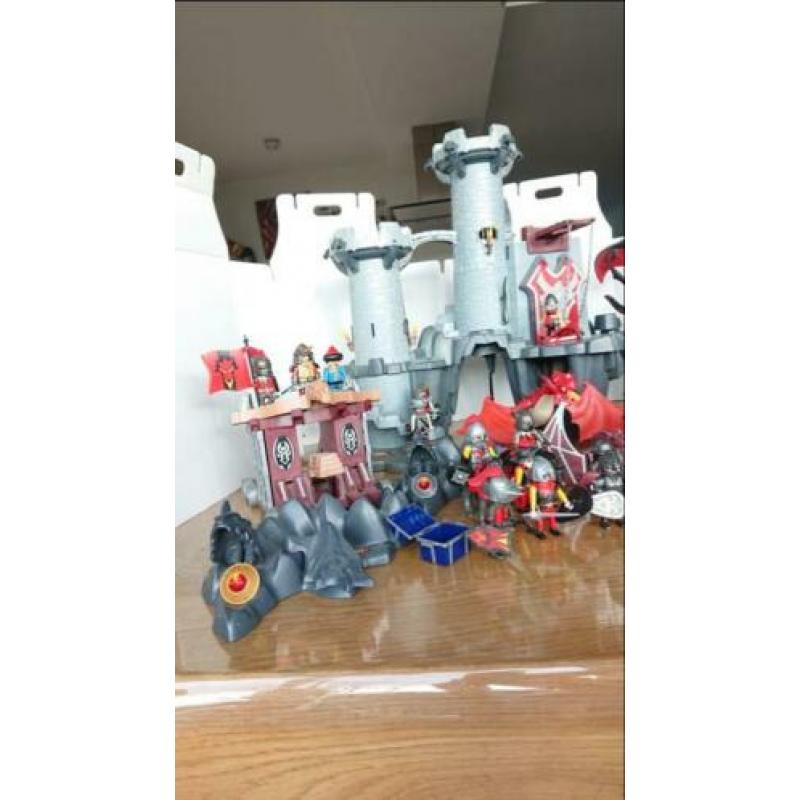 Playmobil 4835 Zwarte Drakenburcht