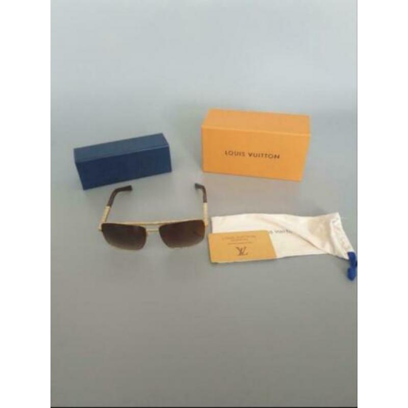 Louis vuitton attitude goud