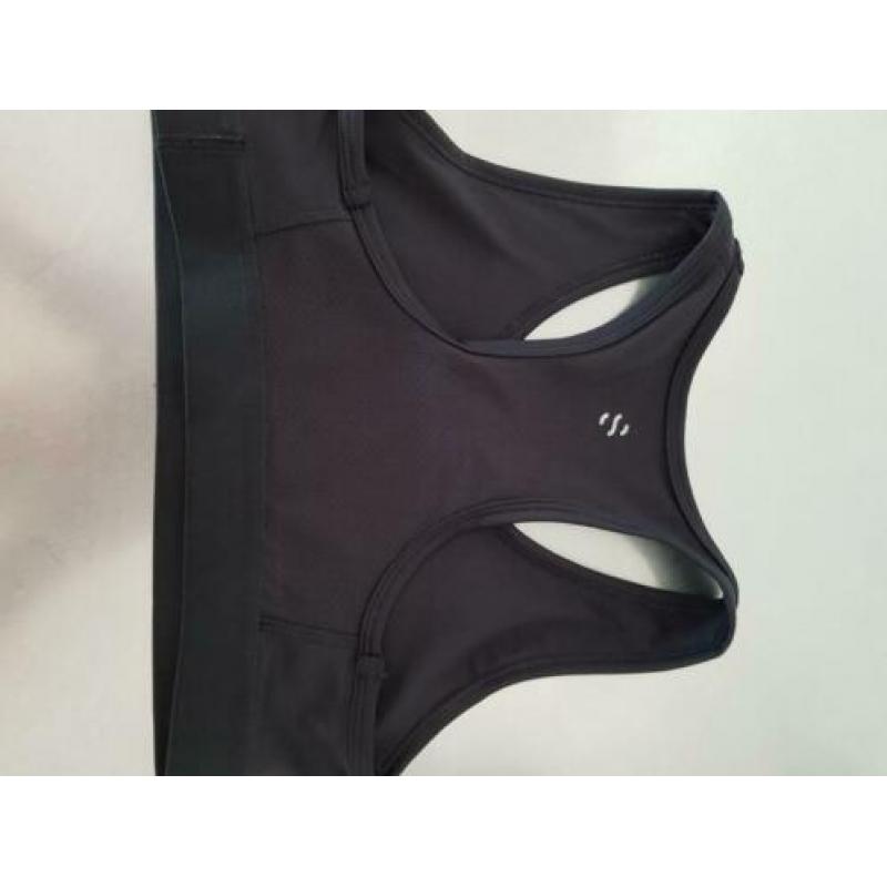 Nieuw! hm zwarte sporttop mt 158