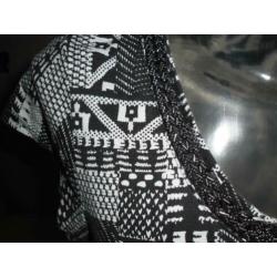 Leuk shirt ,mt XL zwart/wit