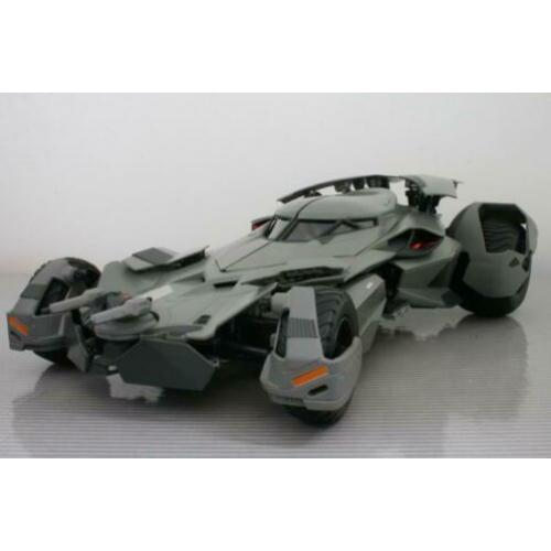 Hot Wheels Elite 1/18 Batmobile (Dawn of Justice 2016)