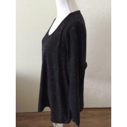 388. Yesta Top Zwart/Paars Nieuw maat 50