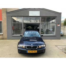 BMW 3-serie 318d Black&Silver II Nieuwe APK NAP!