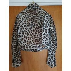 Nieuw jasje met tijgerprint Just Cavalli