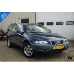 Volvo V70 Cross Country 2.4 T / 3e eigenaar / NL auto / Youn
