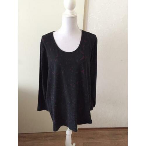 388. Yesta Top Zwart/Paars Nieuw maat 50