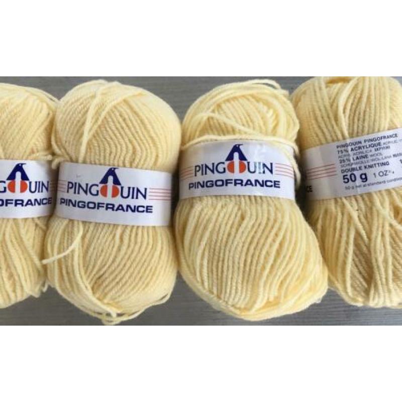 10 bol Pingo france 75 % acryl 25% wol a €2,20