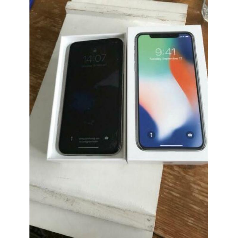 Iphone X tekoop 64gb achterkant beetje schade
