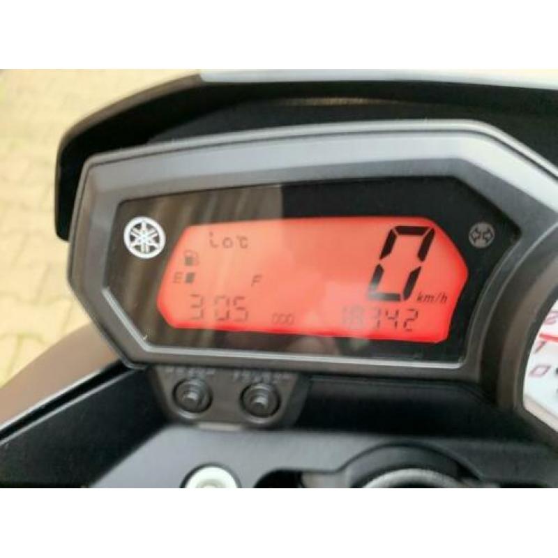 YAMAHA FZ 8 ABS (bj 2012)