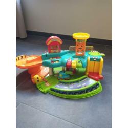 Toet toet auto garage met Tim takelwagen