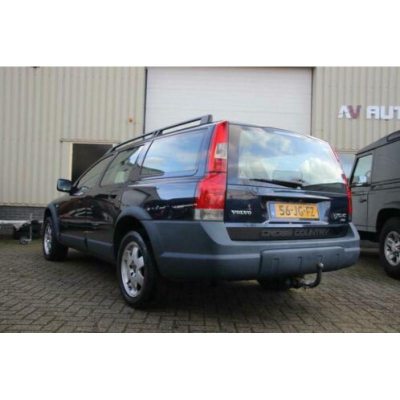 Volvo V70 Cross Country 2.4 T / 3e eigenaar / NL auto / Youn