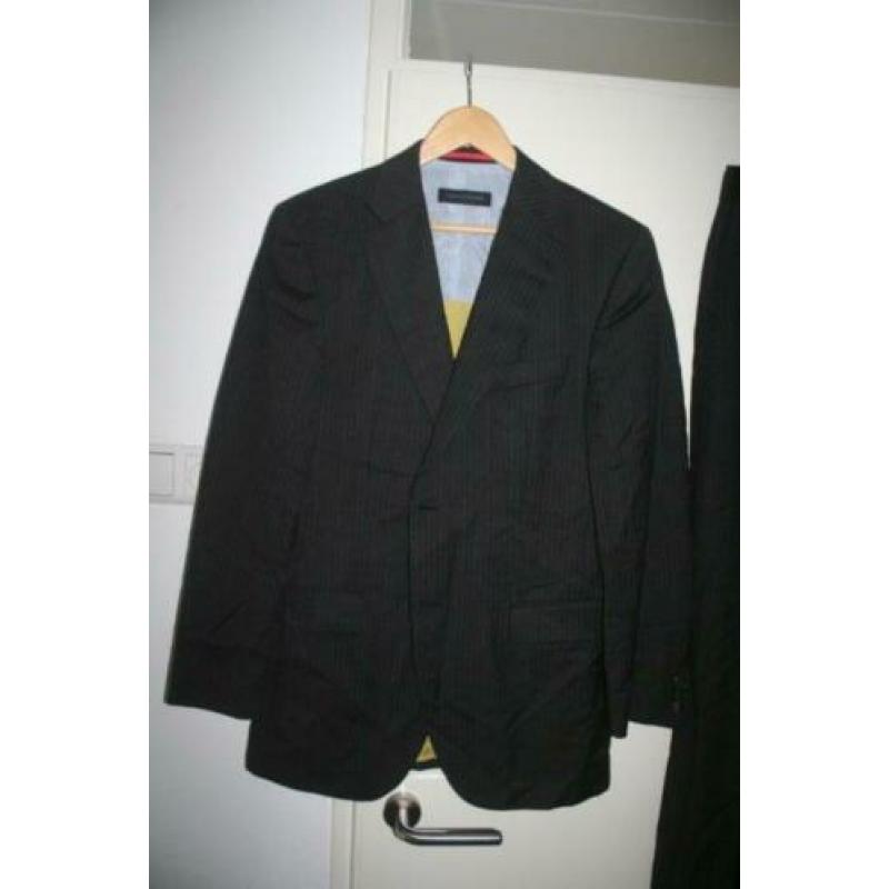 Tommy Hilfiger Samy Jr Davis grijs met streepje zgan mt 50