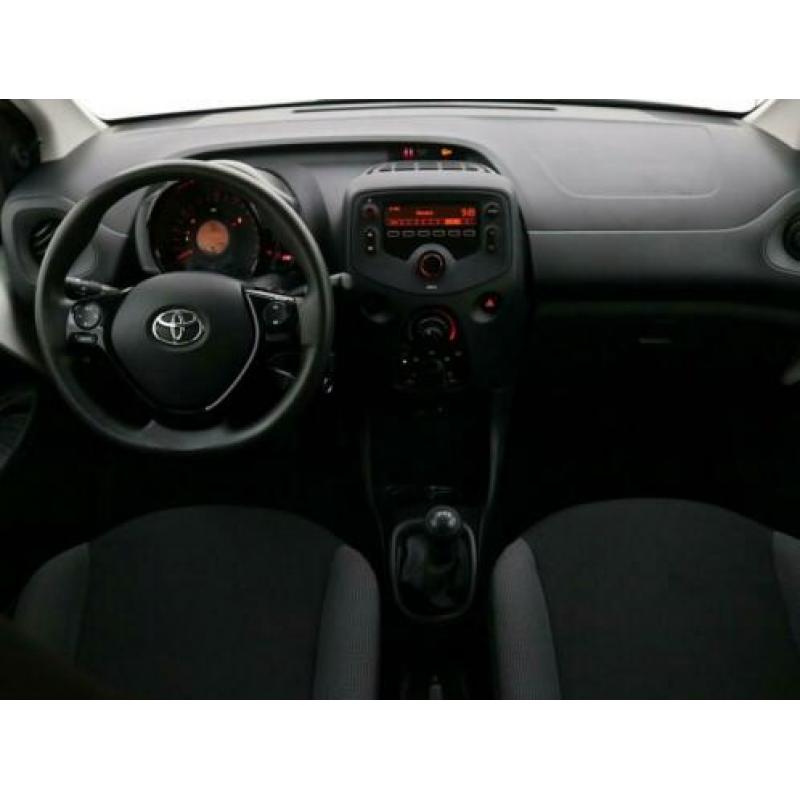 Toyota Aygo 1.0 VVT-i X-Fun | Fabr garantie t/m 03-2022 | Ai