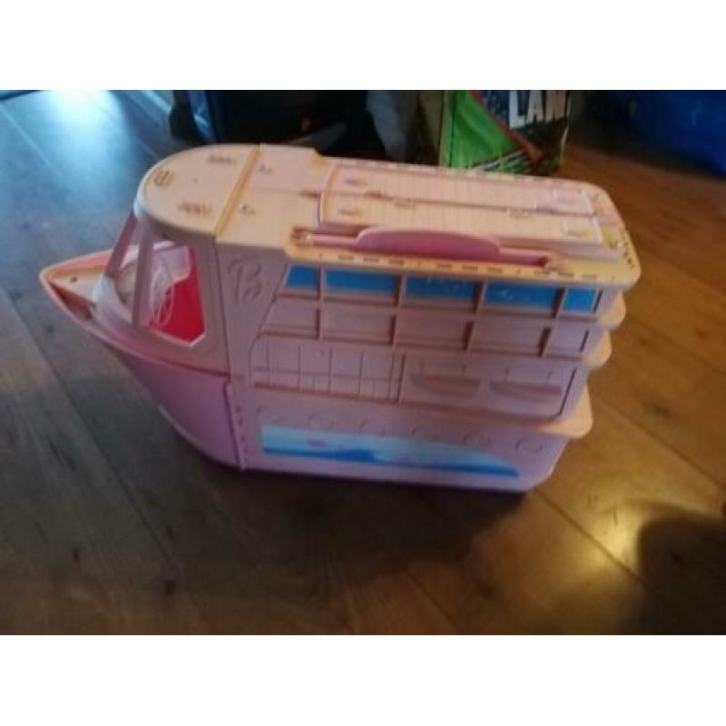 Te koop heel veel barbiespullen
