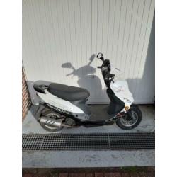 Qingqi brommer 45 km/u