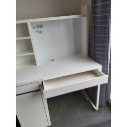 Bureau te koop
