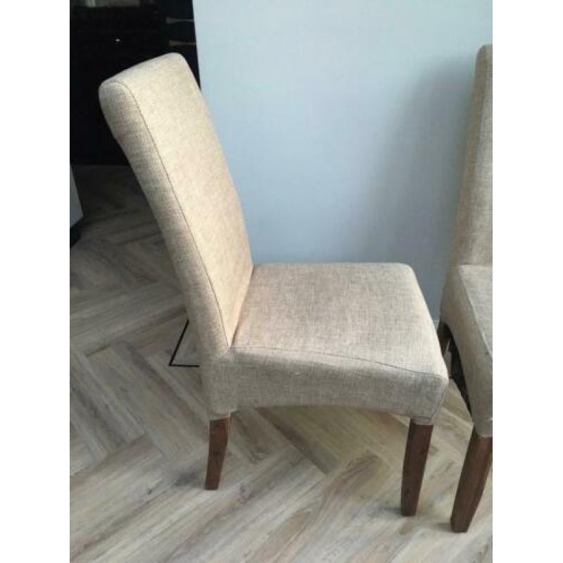Beige eetkamerstoelen