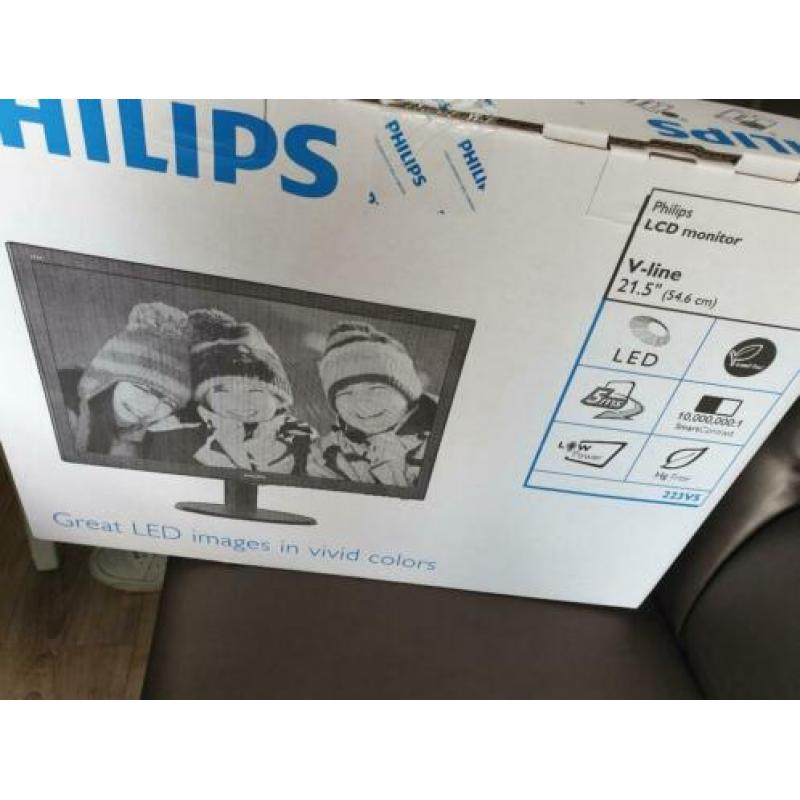Nieuwe Pc met toebehoren , alles nieuw in doos