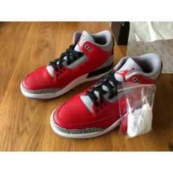 Air jordan 3 unite fire/red maat 44