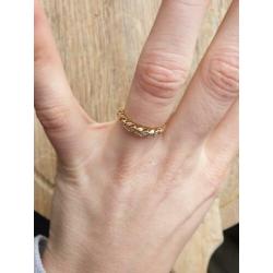 Gouden ring met diamantjes - maat 16,5