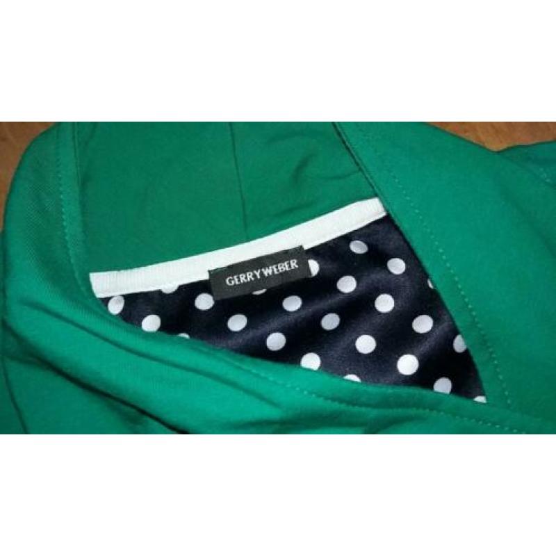Prachtig GERRY WEBER jasje maat 40