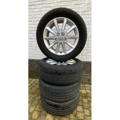 Originele Audi Q3 velgen onbeschadigd met Continental banden