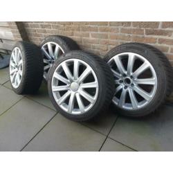 Audi lichtmetalen velgen 18 inch met winterbanden 7,6-8 mm