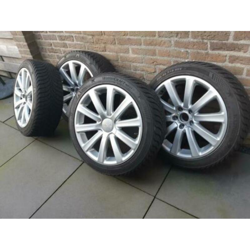 Audi lichtmetalen velgen 18 inch met winterbanden 7,6-8 mm