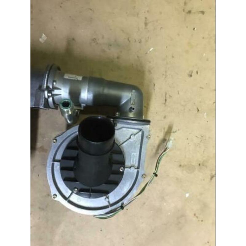 Remeha Quinta 28c Ventilator, brander, Venturi en voorplaat