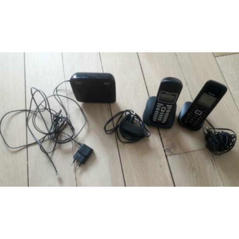 Siemens Gigaset basisstation met 2 handsets