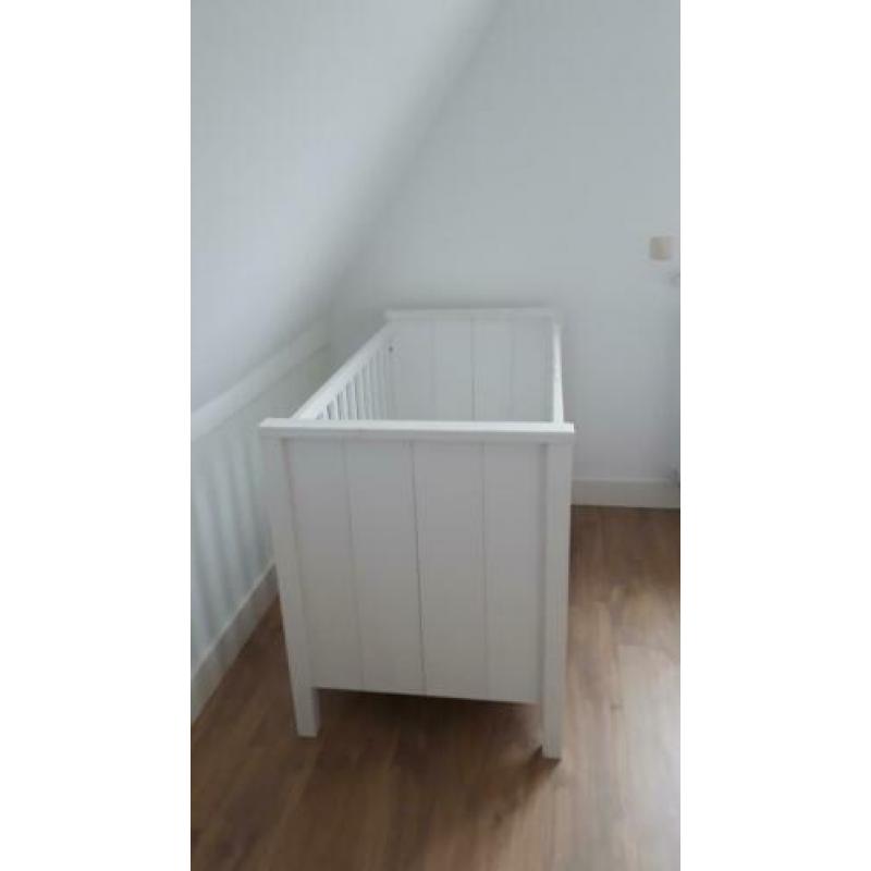 Ledikant inclusief goed en schoon matras