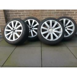 Audi lichtmetalen velgen 18 inch met winterbanden 7,6-8 mm