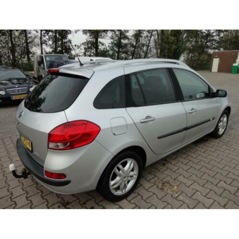 Renault Clio Estate 1.2 TCE Dynamique