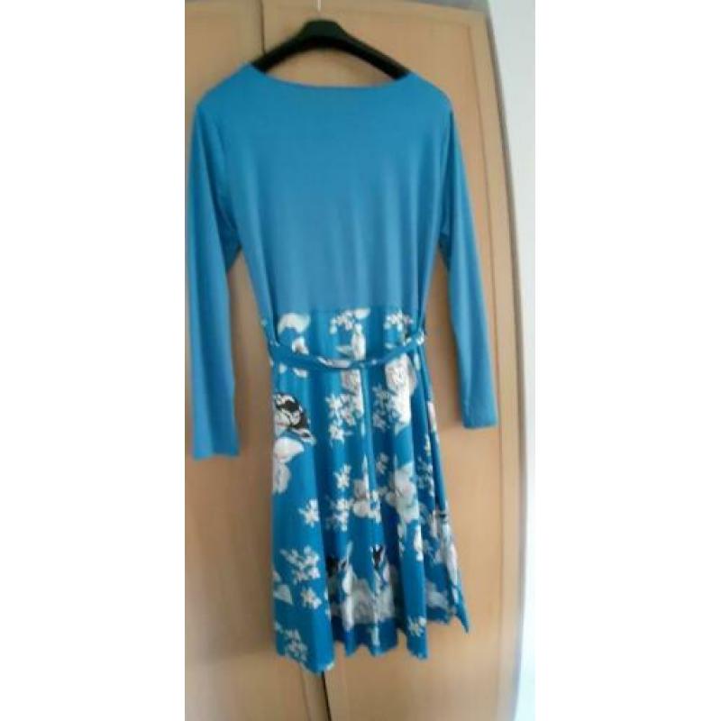 Blauwe tuniek maat 50