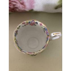 Prachtige kop en schotel Blossom Time Royal Albert