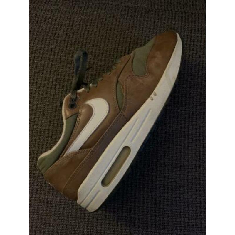 Nike Air Max 1 maat 42,5 (us 9) powerwall brs supreme parra