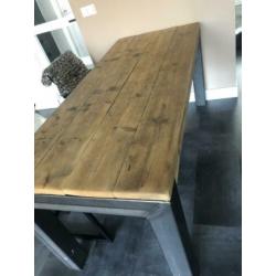 Salontafel / eetkamertafel steigerhout