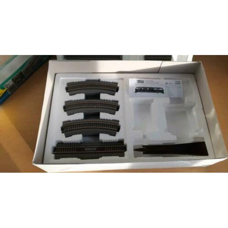 Roco analoge treinset BR215, 3 wagens, railovaal, H0