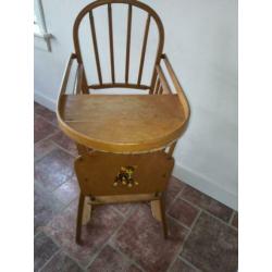 Kinderstoel antiek