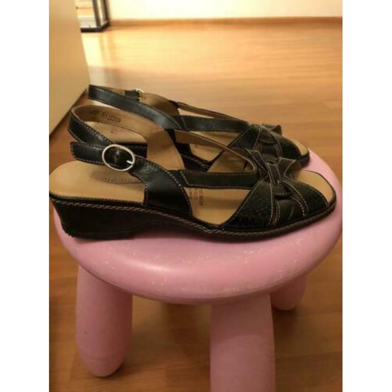 Zwarts dames sandalen maat 37